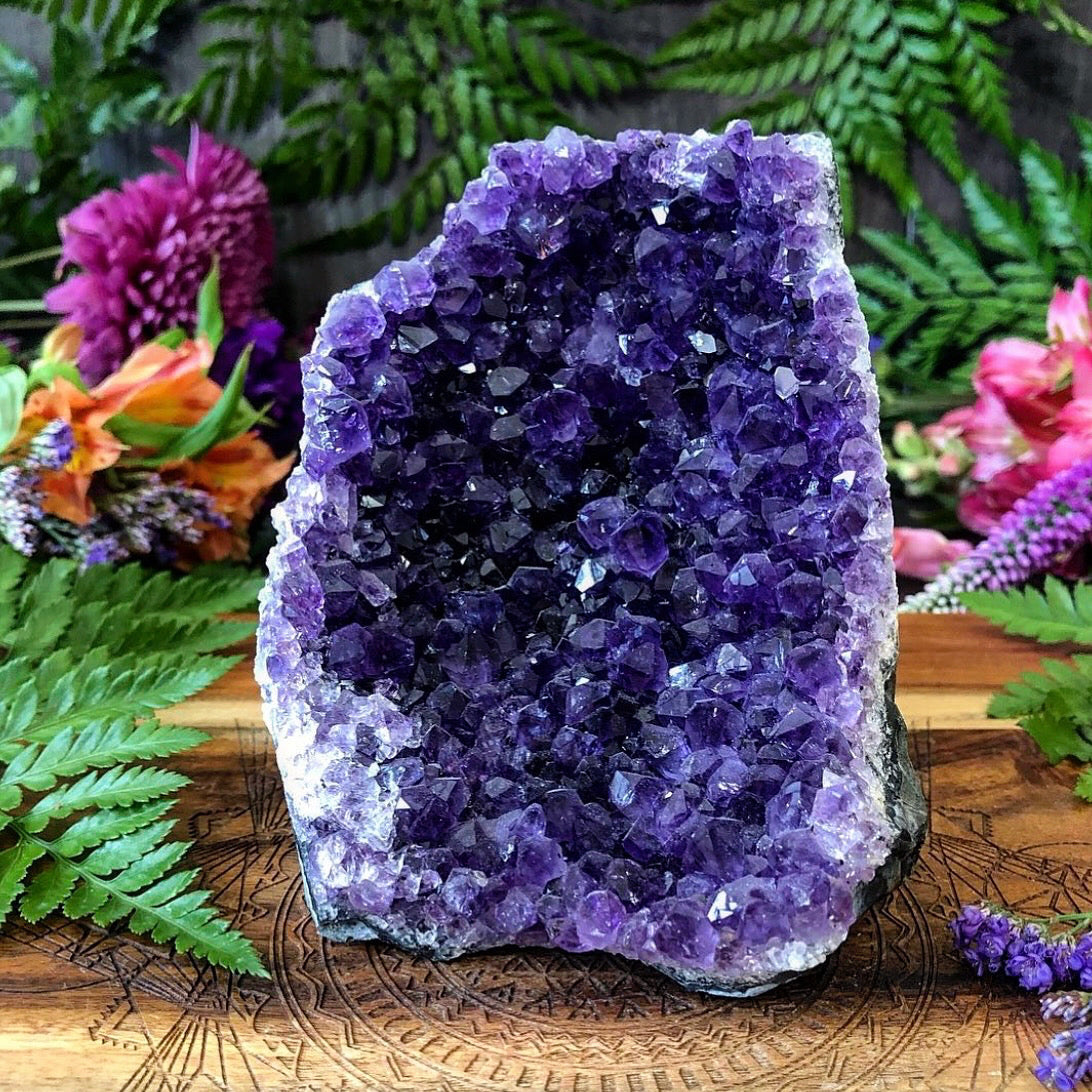 Crystal Shop Online - Buy Crystal Geodes Australia – Gitana Crystals